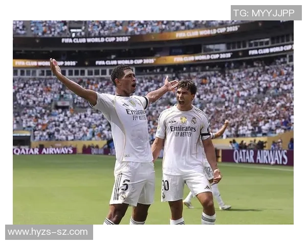 皇马四将众志成城,声援阿隆索共渡难关,伯纳乌的忠诚赞歌 皇马四将众志成城,声援阿隆索共渡难关,伯纳乌的忠诚赞歌